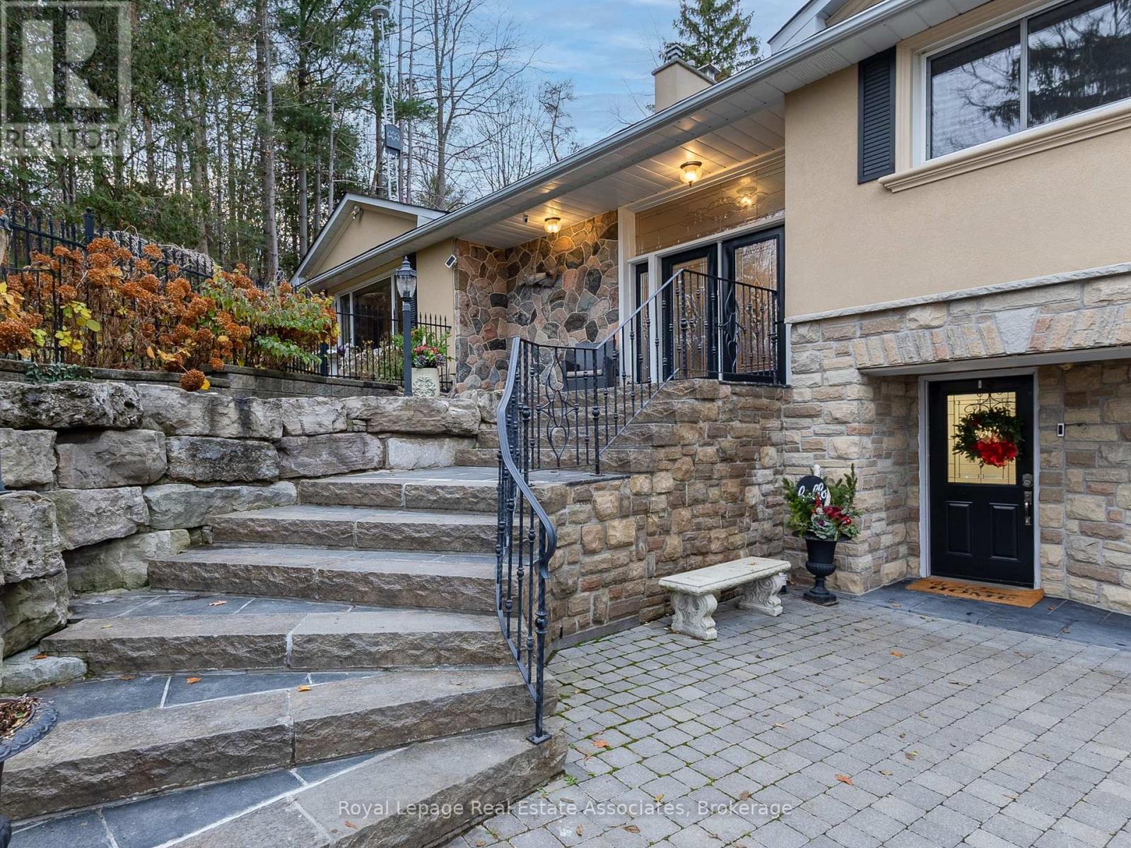 13931 Cromar photo 3