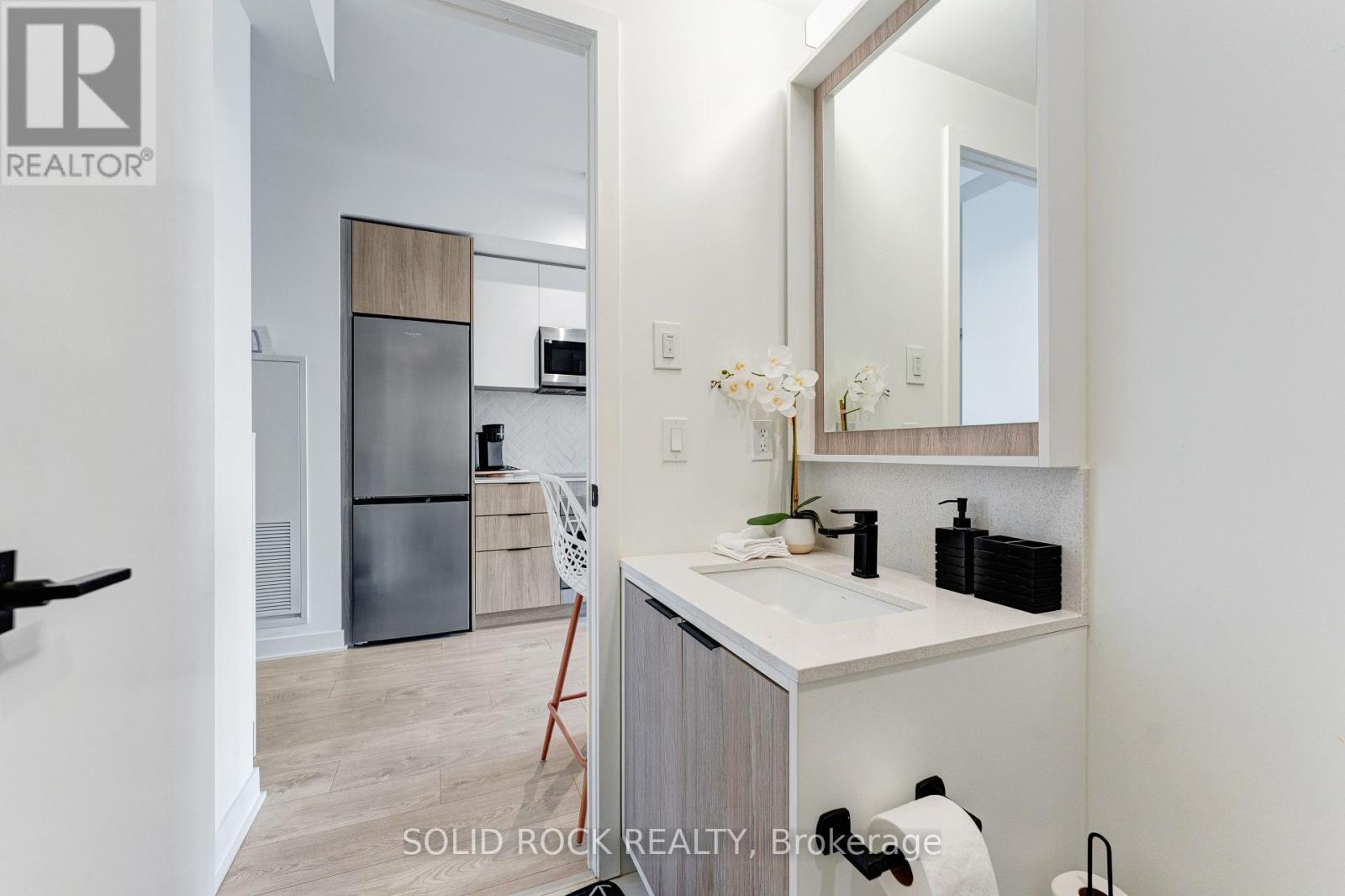 3211 – 36 ZORRA STREET,Toronto (Islington-City Centre West),,