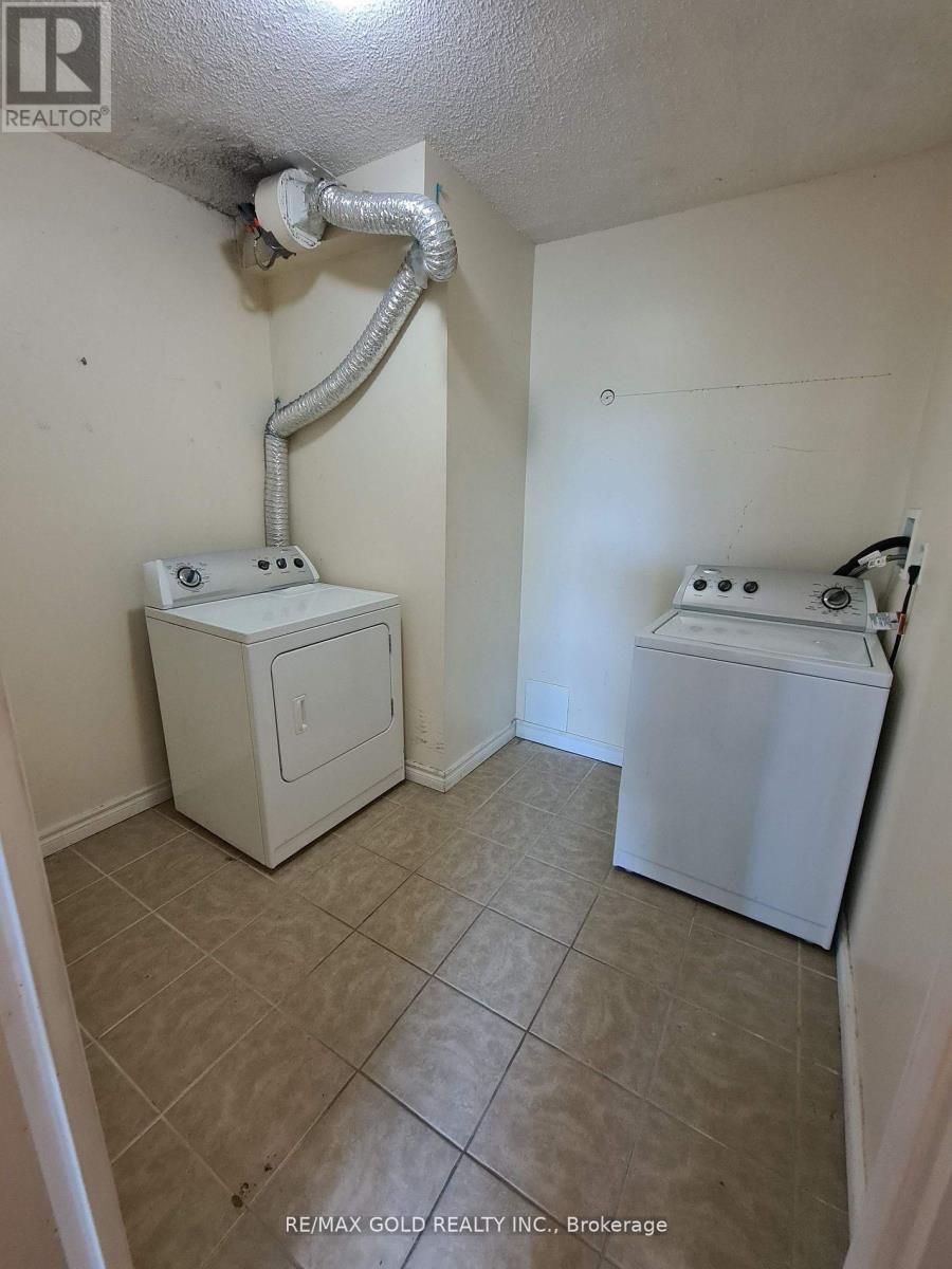 #405 335 DRIFTWOOD AVENUE - 12