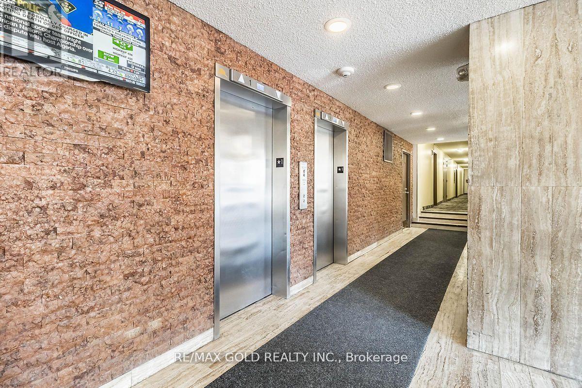 405 - 335 DRIFTWOOD AVENUE - Photo 3 of 18, Toronto (Black Creek), Ontario