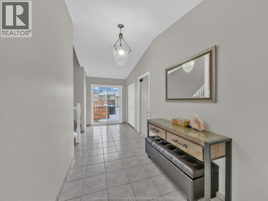 12669 LITTLE RIVER BOULEVARD - Photo 4 of 43, Tecumseh, Ontario