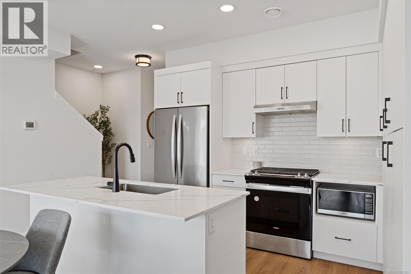 #68 255 CASPIAN DR - 30