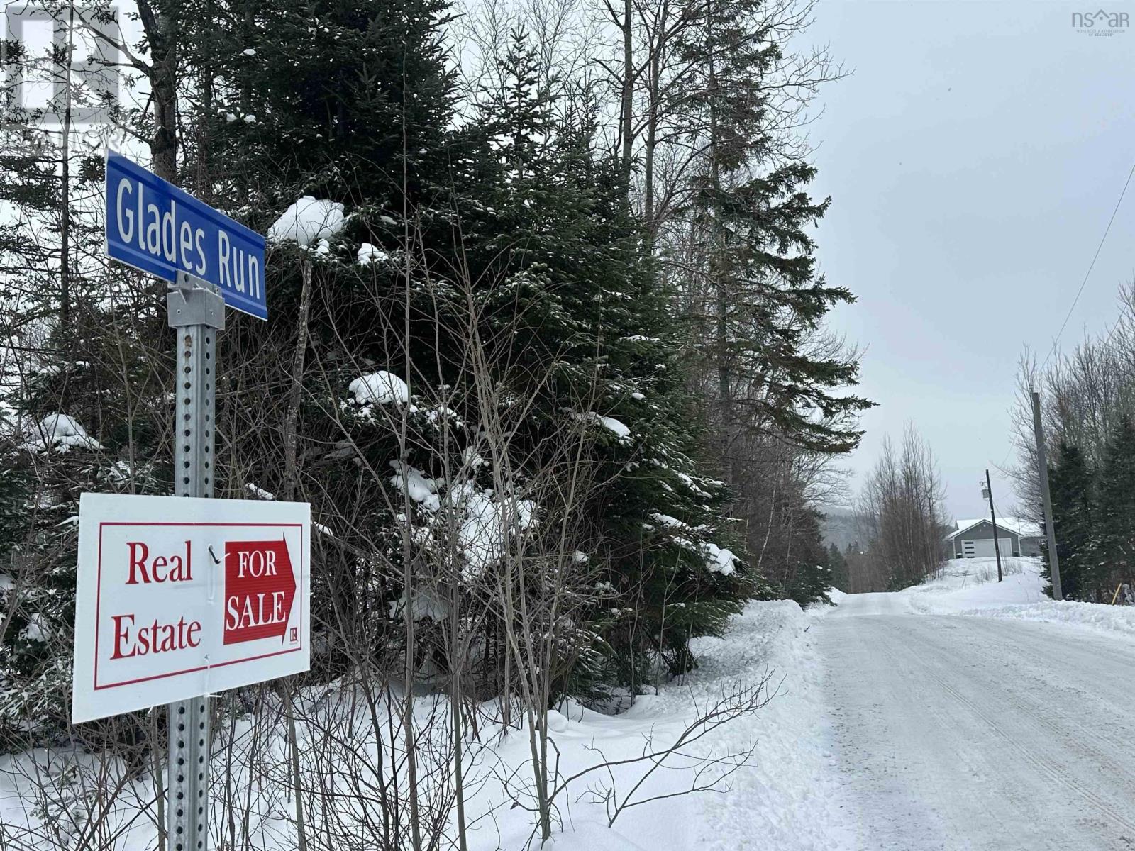 Property 15 of 19 of 17 Glades Run