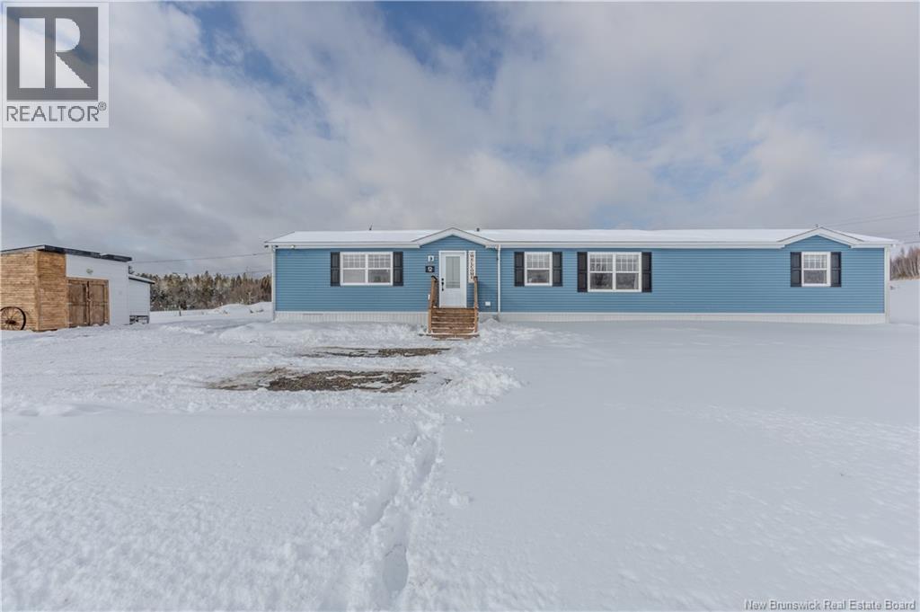 12 Coates Mills North