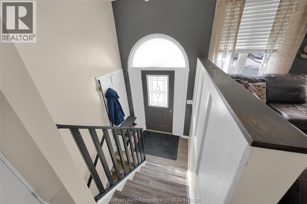 104 Bruinsma AVENUE - Photo 3 of 48, Wallaceburg, Ontario