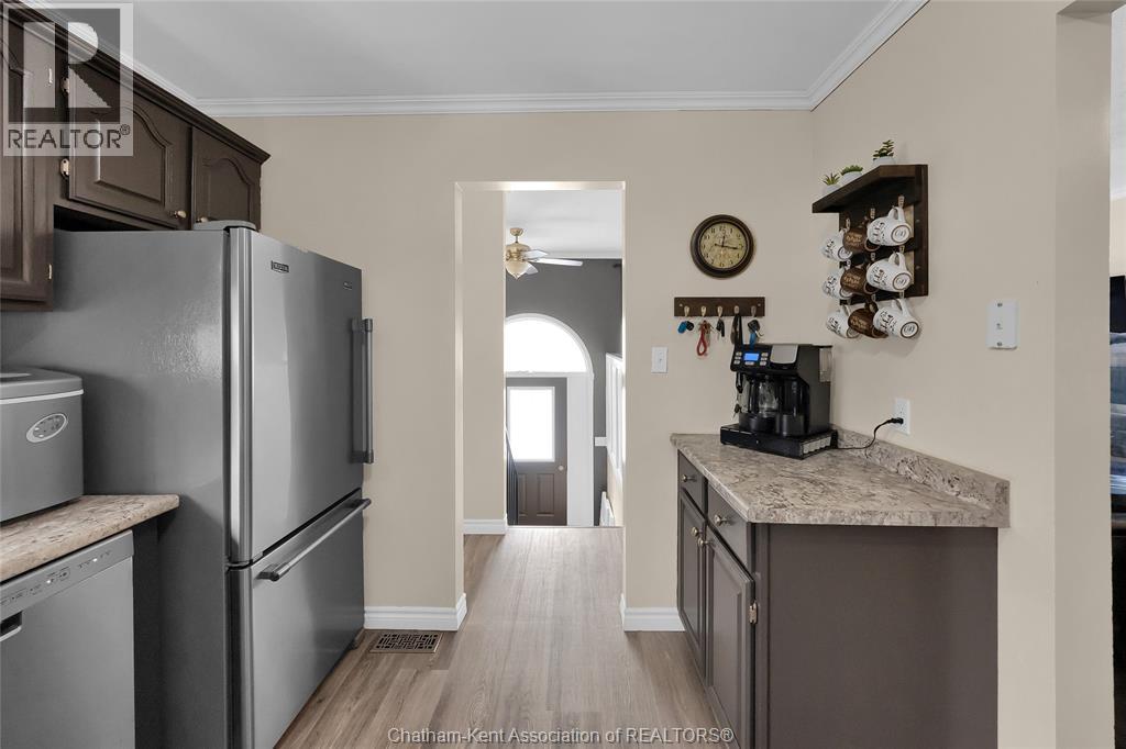 104 Bruinsma AVENUE - Photo 5 of 48, Wallaceburg, Ontario