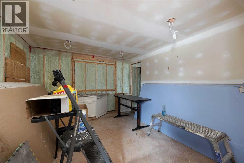 232 Greenwich Lane, Fort McMurray