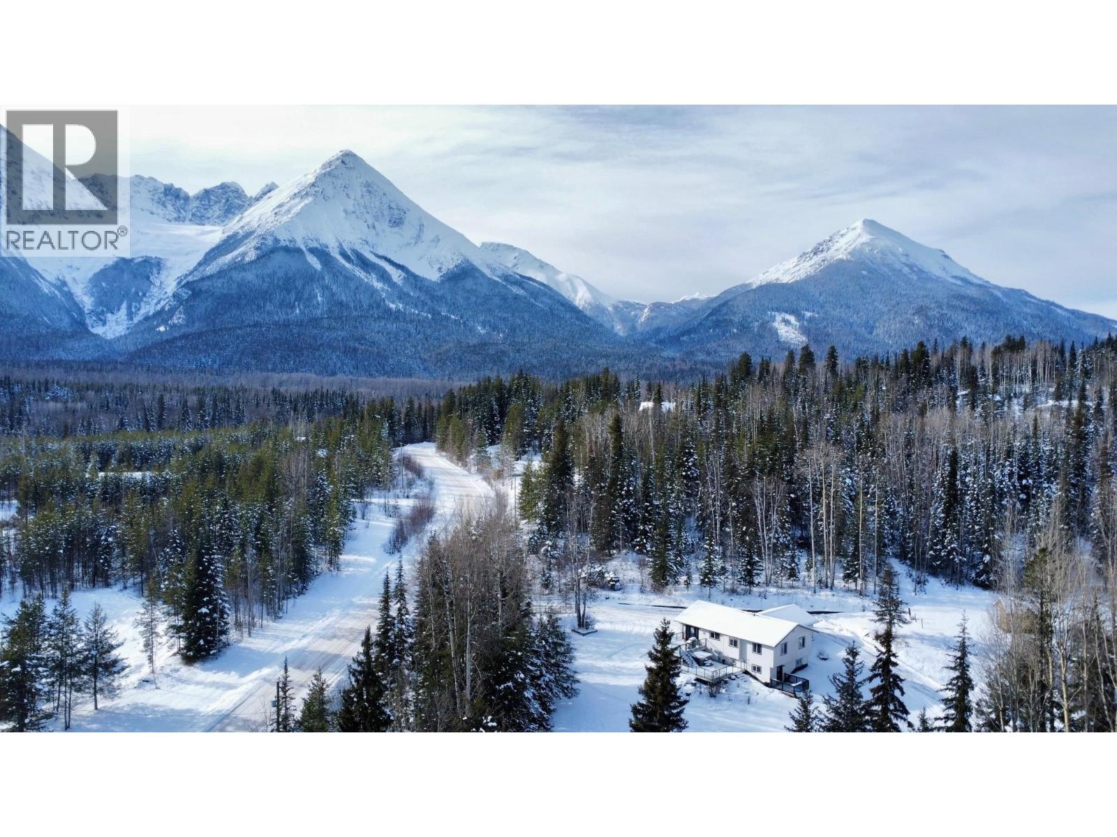 9670 HORLINGS Road, Smithers