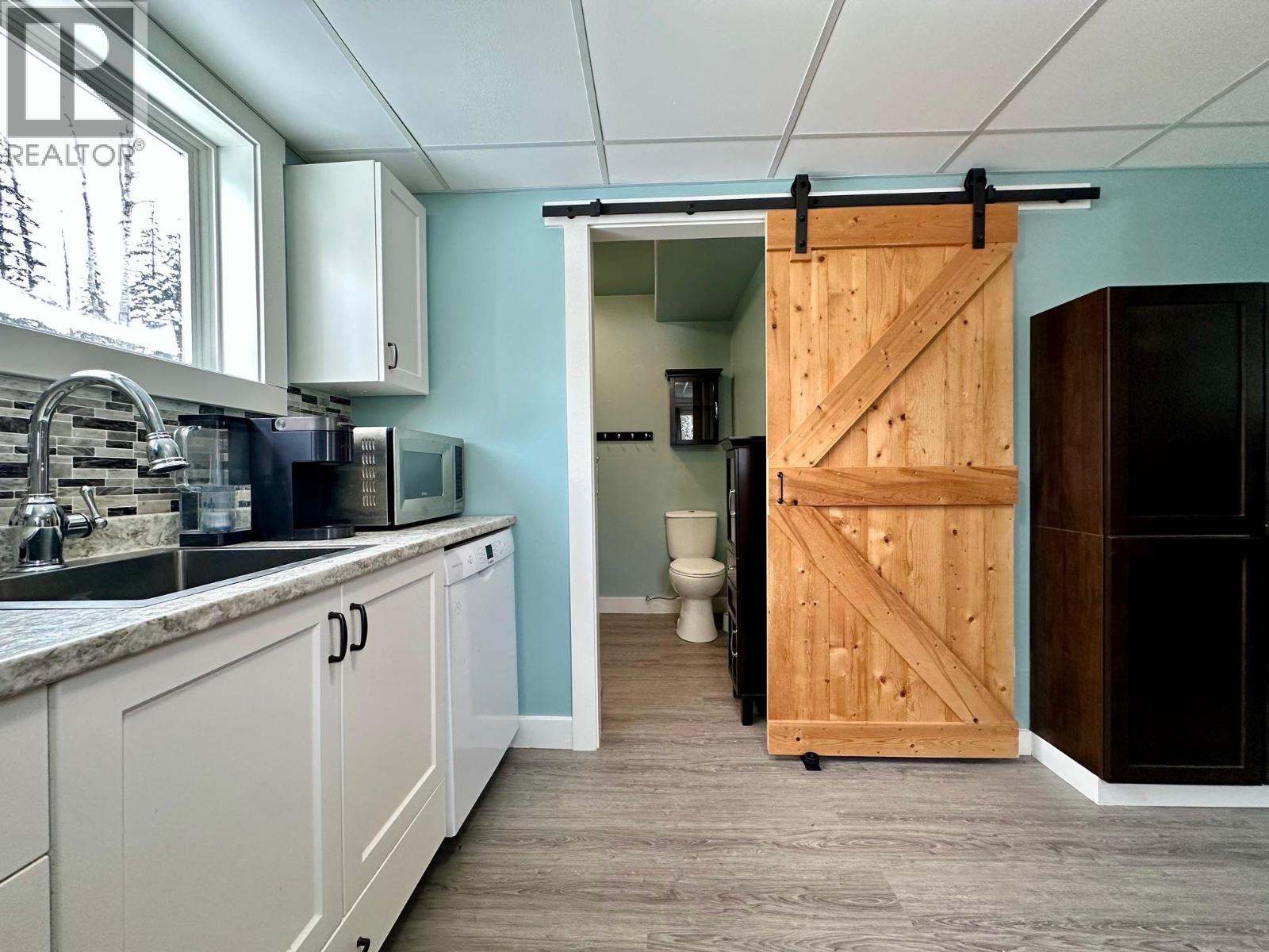 9670 HORLINGS Road, Smithers