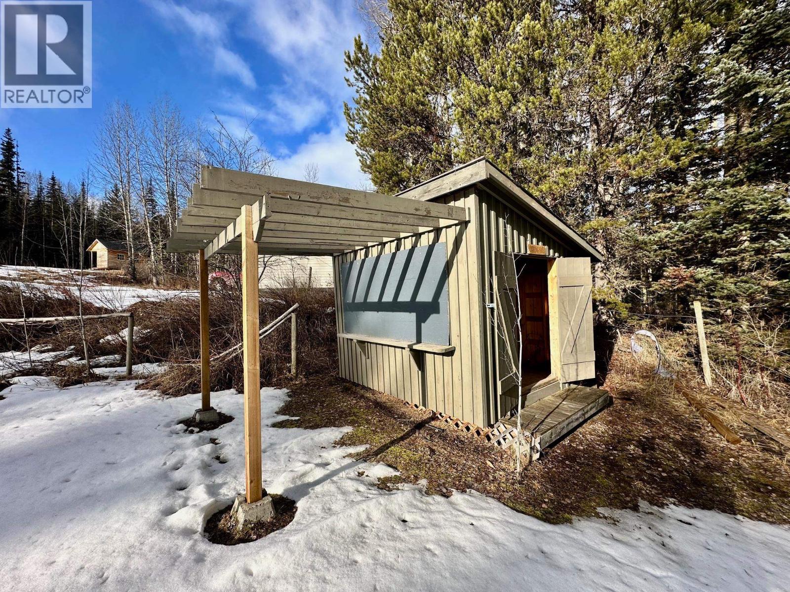 9670 HORLINGS Road, Smithers