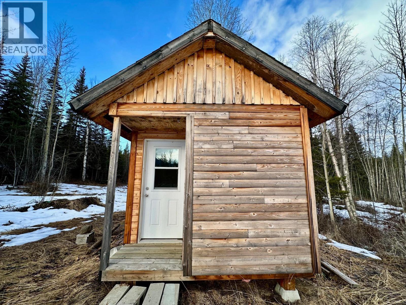 9670 HORLINGS Road, Smithers