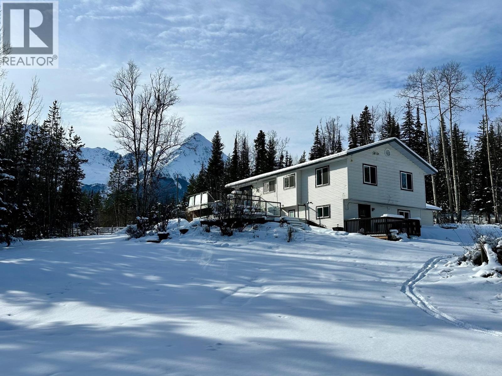 9670 HORLINGS Road, Smithers