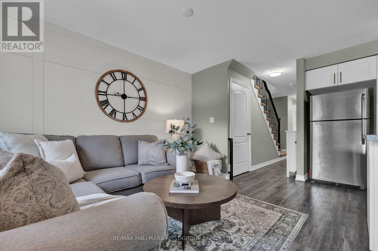 10 Ken Bromley photo 5