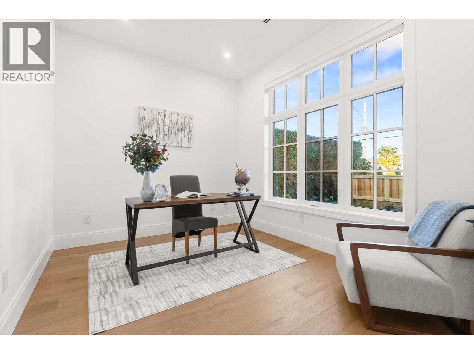 245 66 STREET, Delta