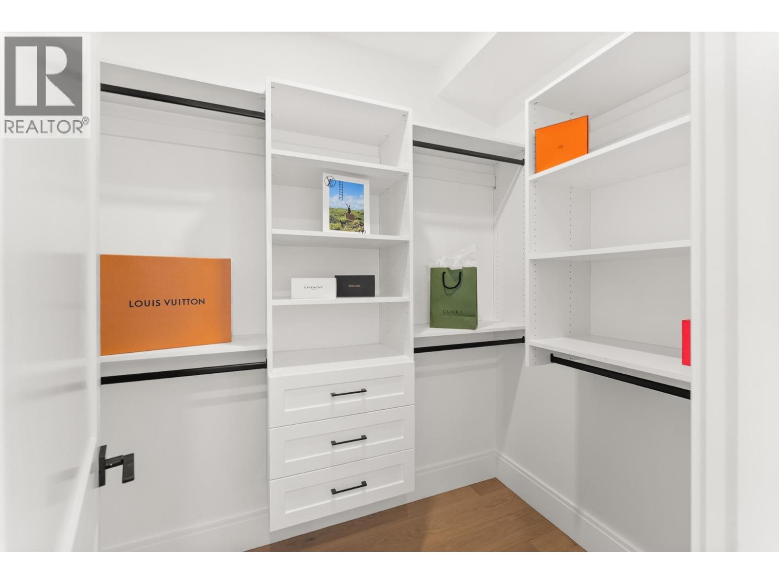 245 66 STREET, Delta