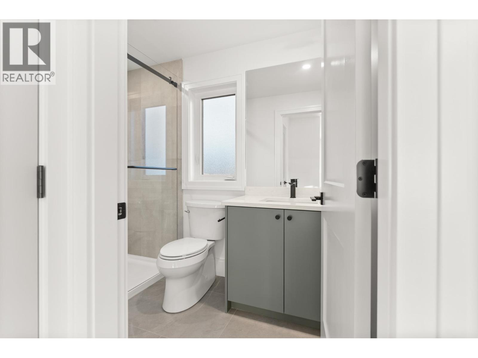 245 66 STREET, Delta