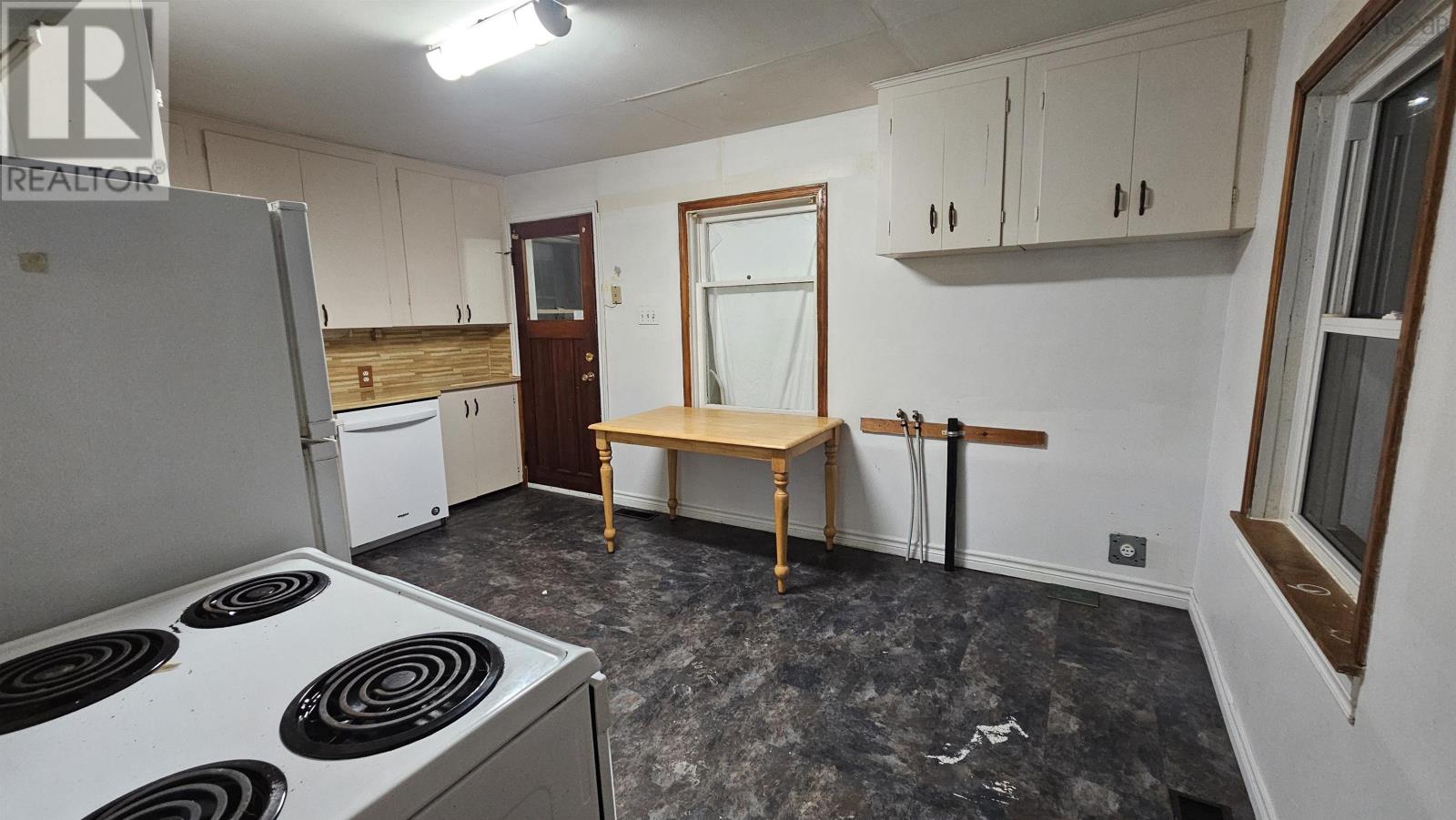 Property 9 of 19 of 67 Junction Road