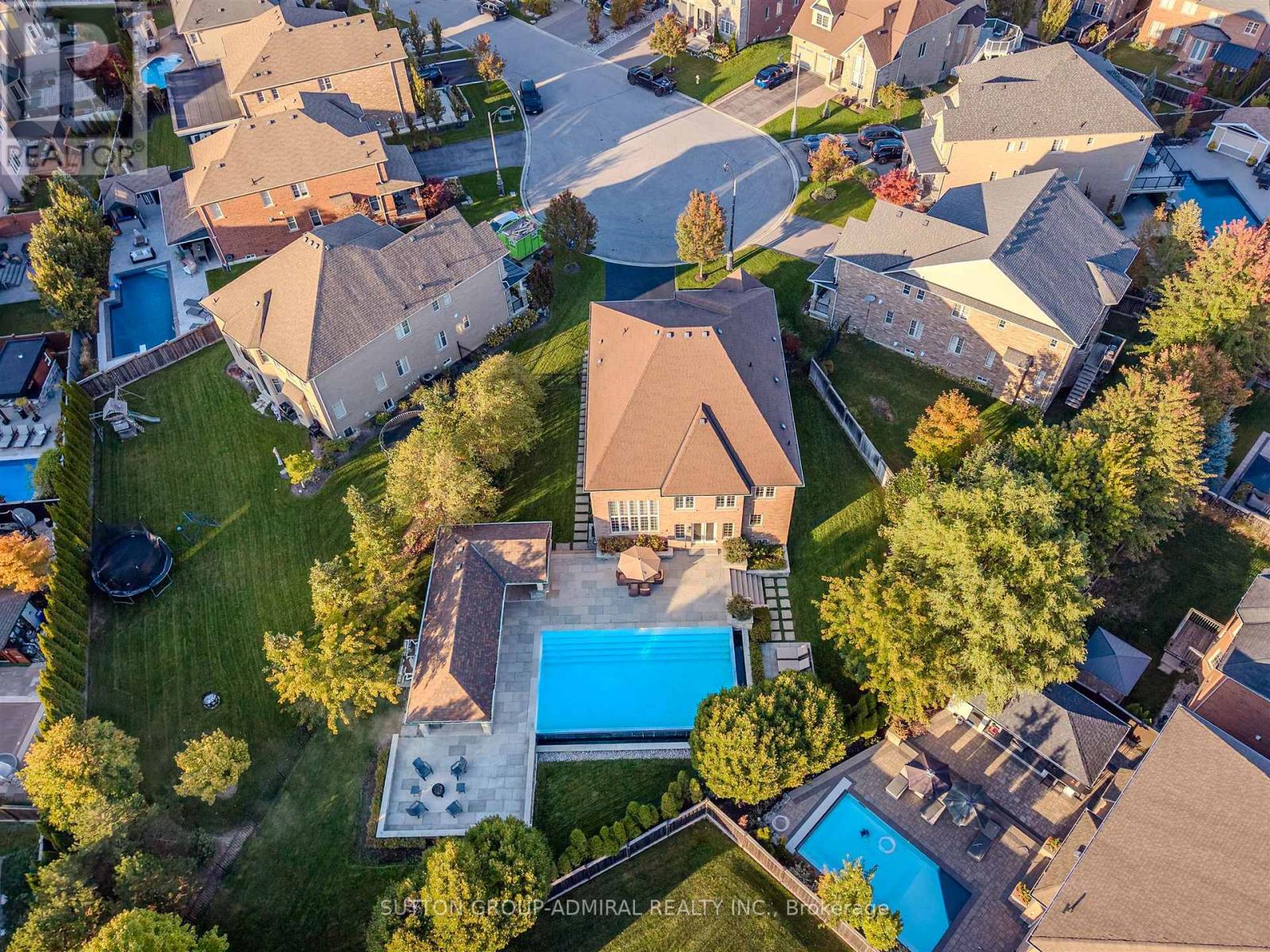 22 JAMES BOWMAN COURT - 39