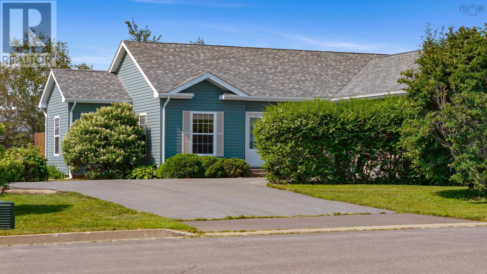 43 Deer Haven Drive - Photo 2 of 50, Kentville, Nova Scotia