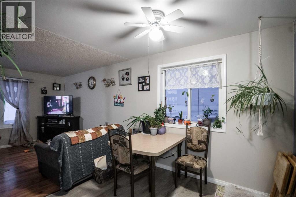 4301 50 Ave - Photo 5 of 21, Grimshaw, Alberta