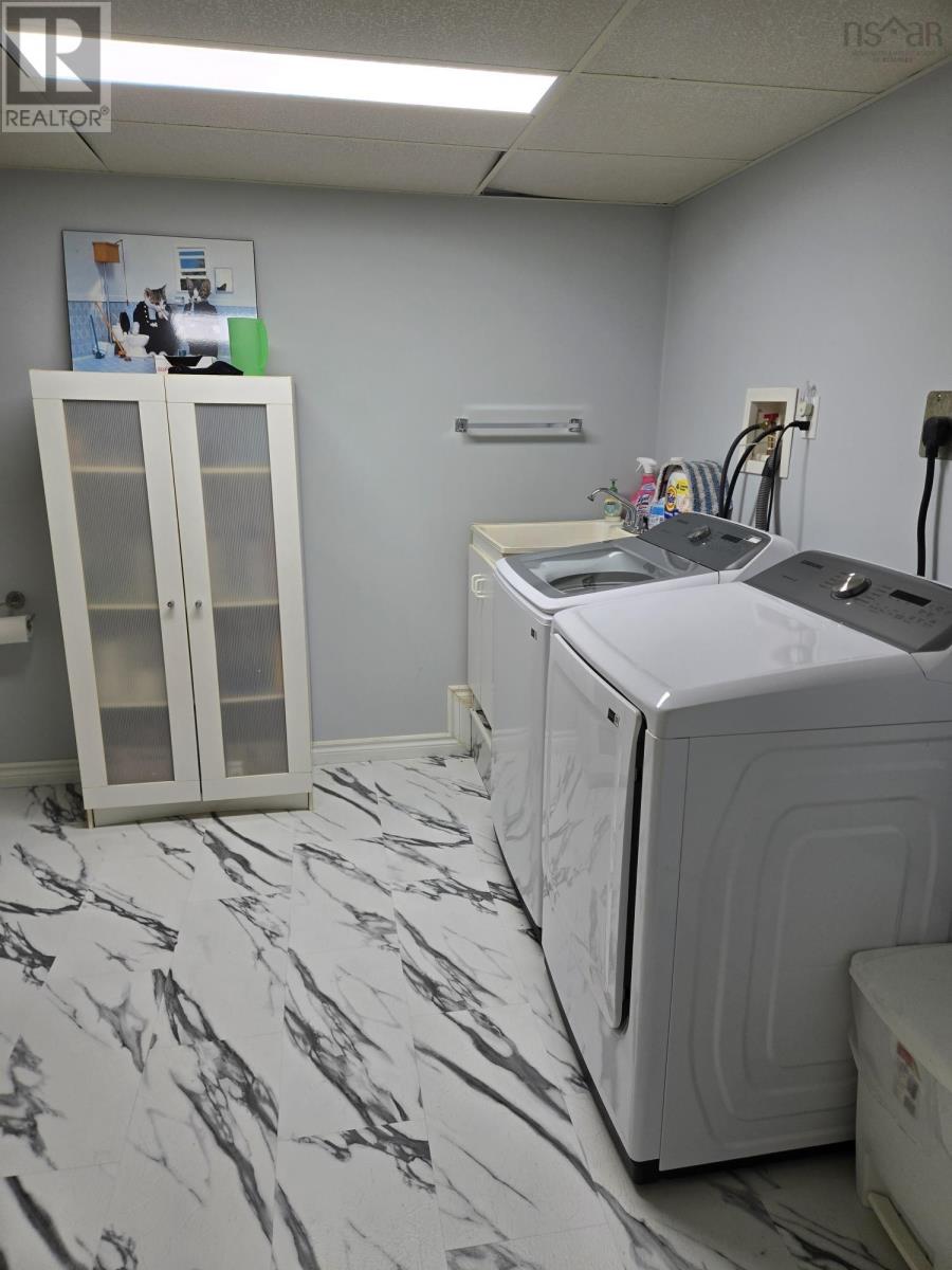 Property 21 of 30 of 49 Second Court