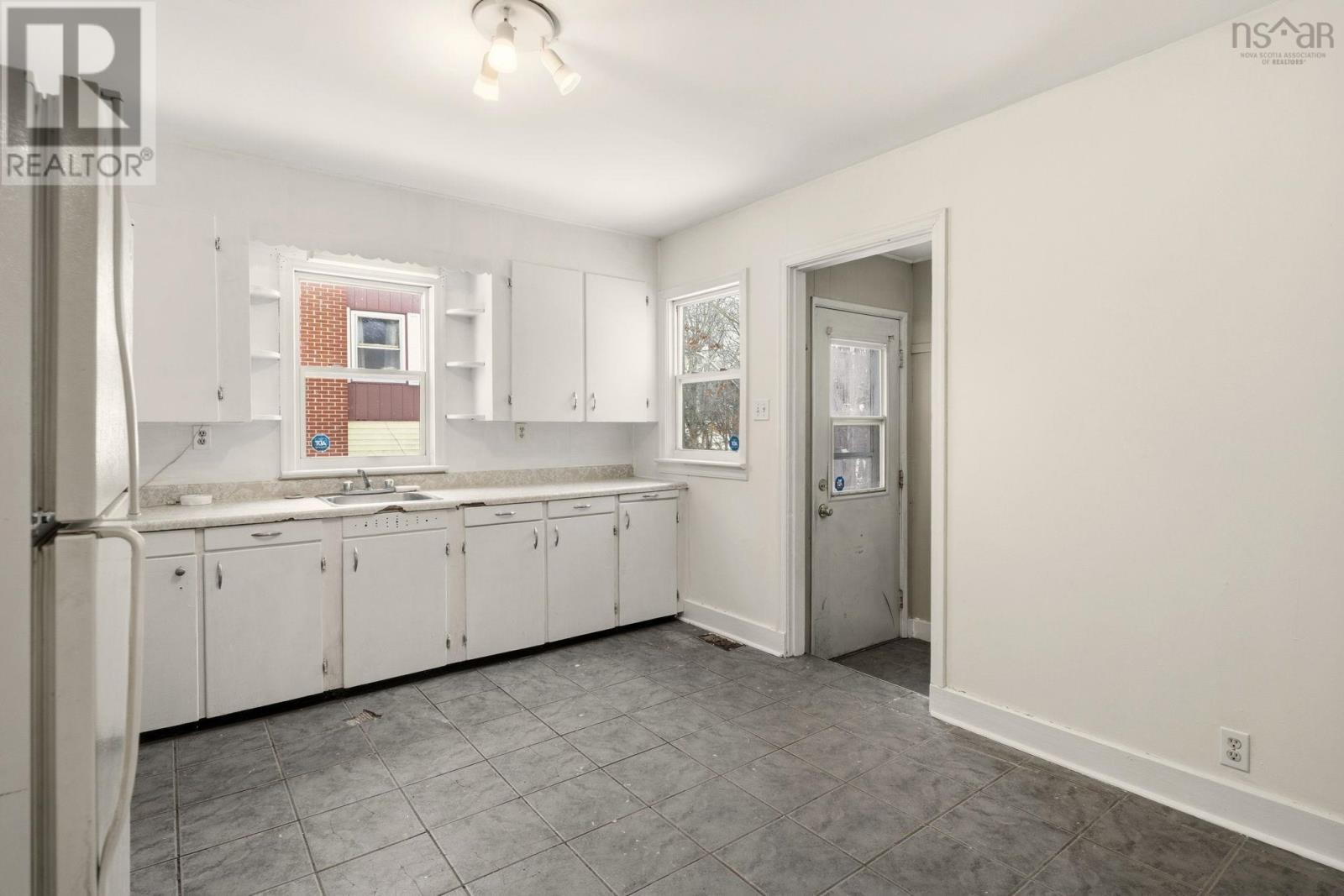 Property 8 of 20 of 49 Primrose Street