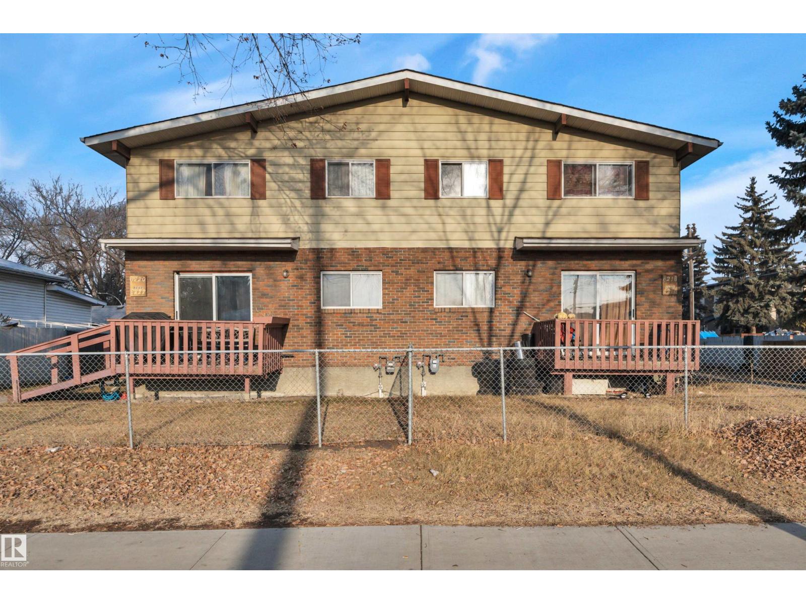 8216-8222 120 AV NW, Edmonton