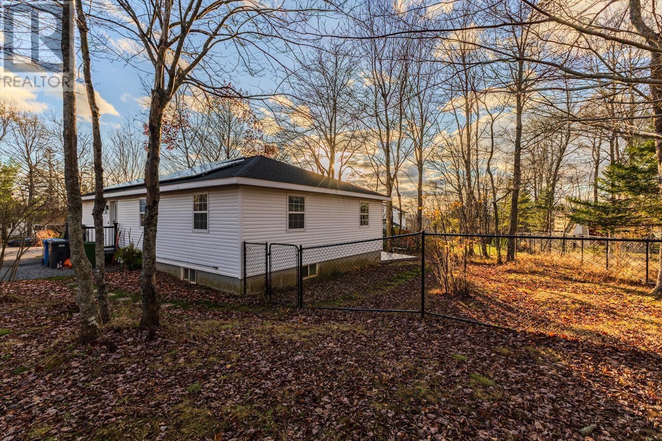 Property 29 of 30 of 21 Heritage Place