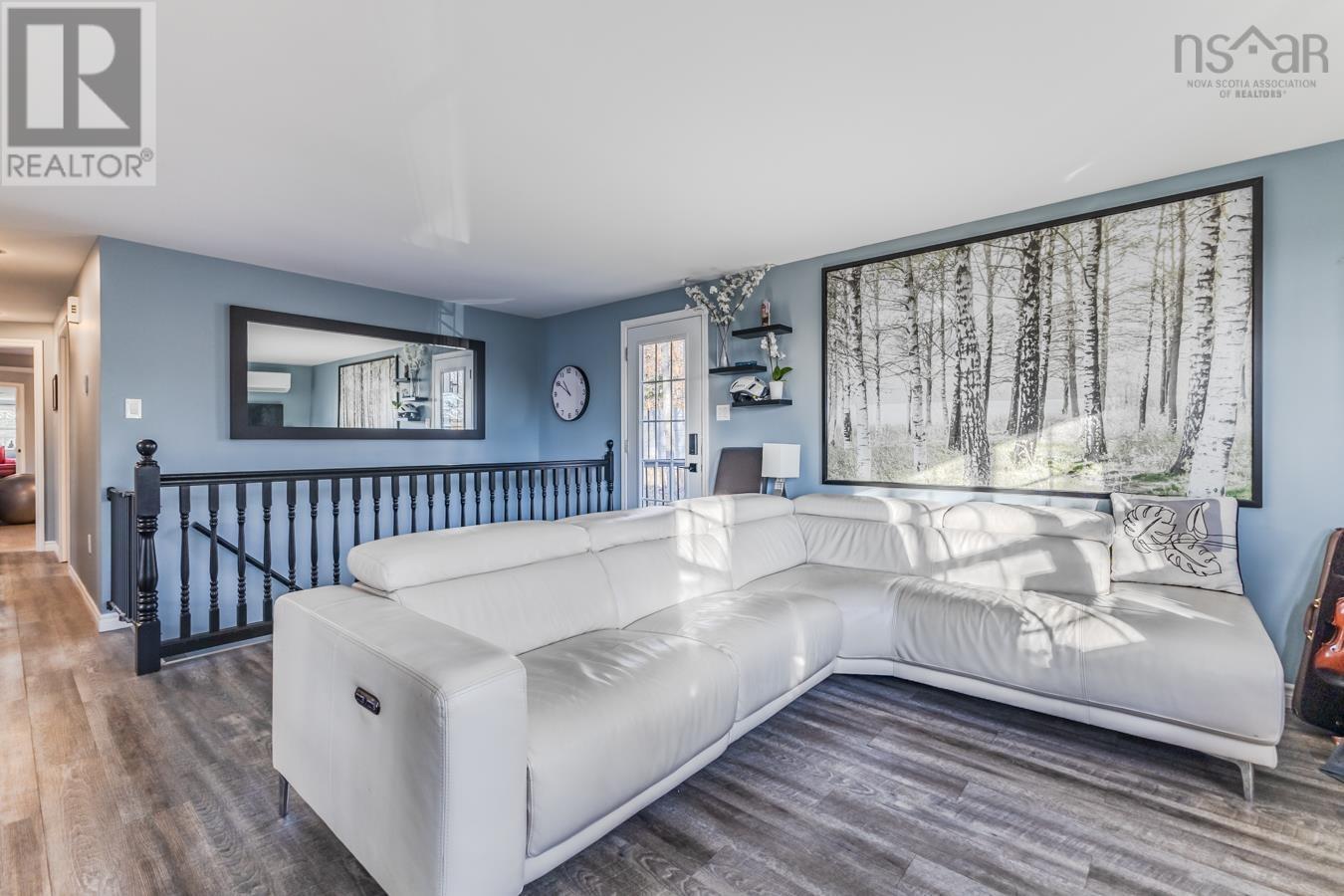 Property 9 of 30 of 21 Heritage Place