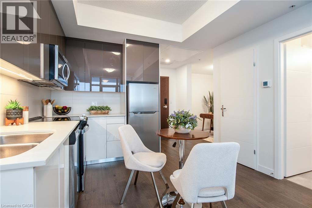 #3913 60 FREDERICK STREET - 19