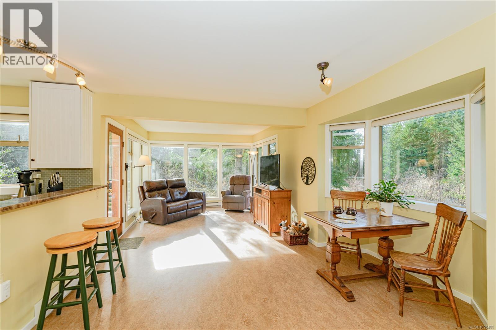  137 Forest Ridge Road, Salt Spring