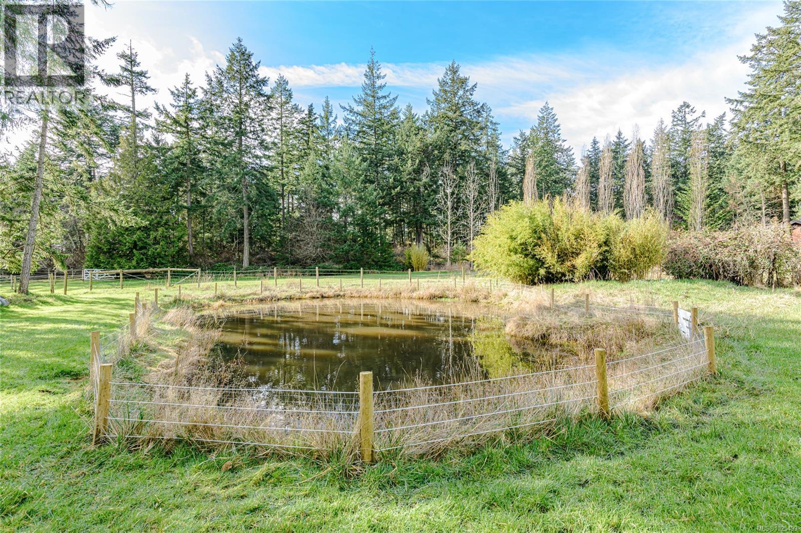  137 Forest Ridge Road, Salt Spring