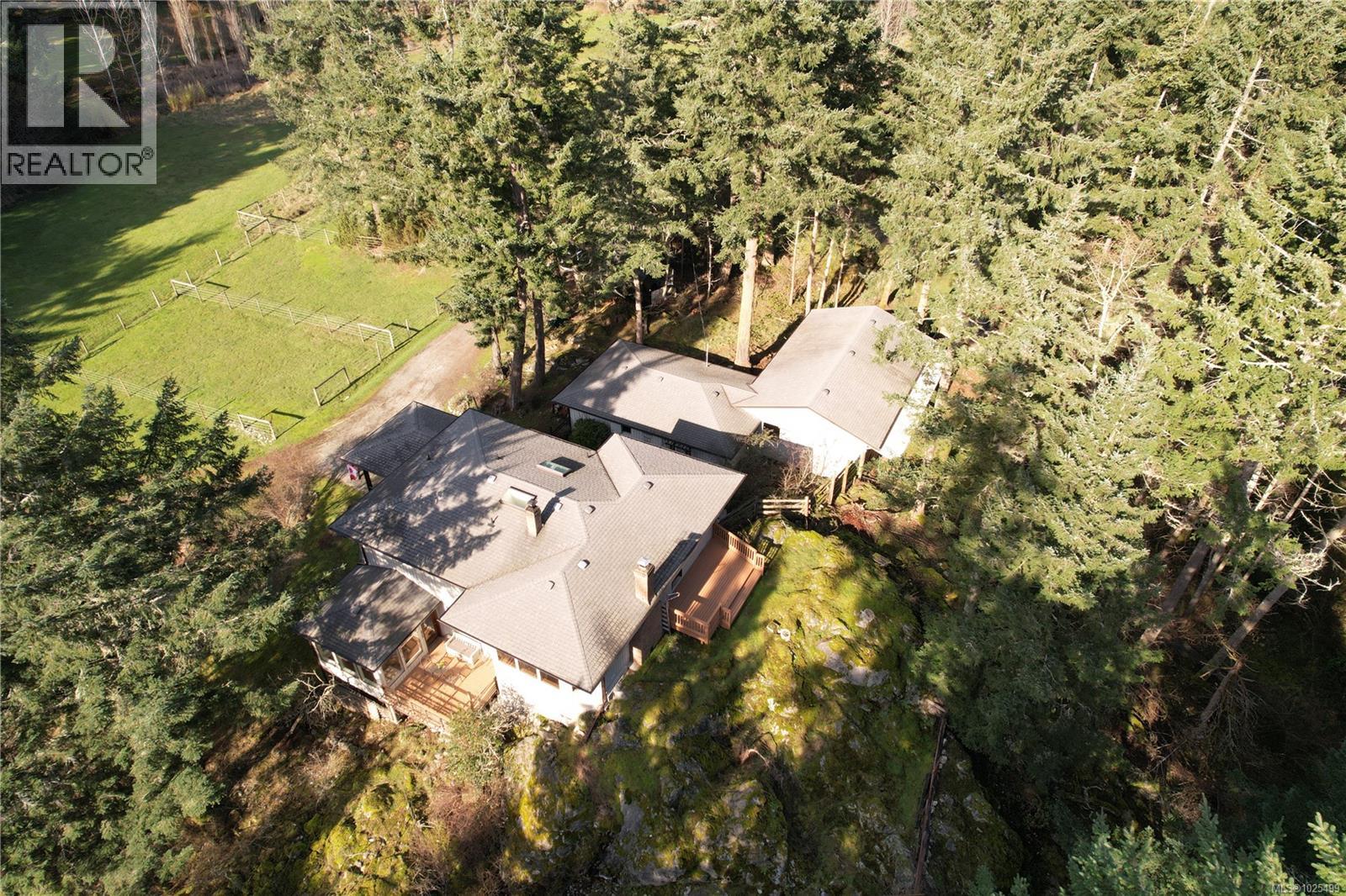  137 Forest Ridge Road, Salt Spring
