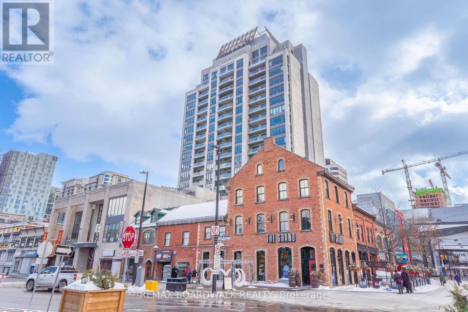 #401 90 GEORGE STREET - 1