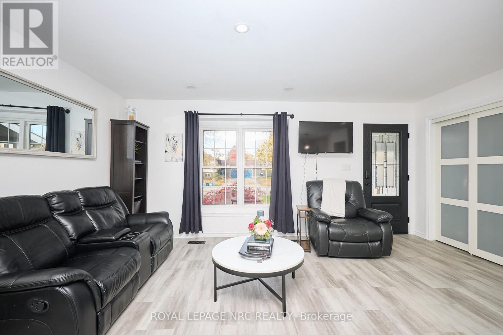 2455 CORAL AVENUE — photo 31