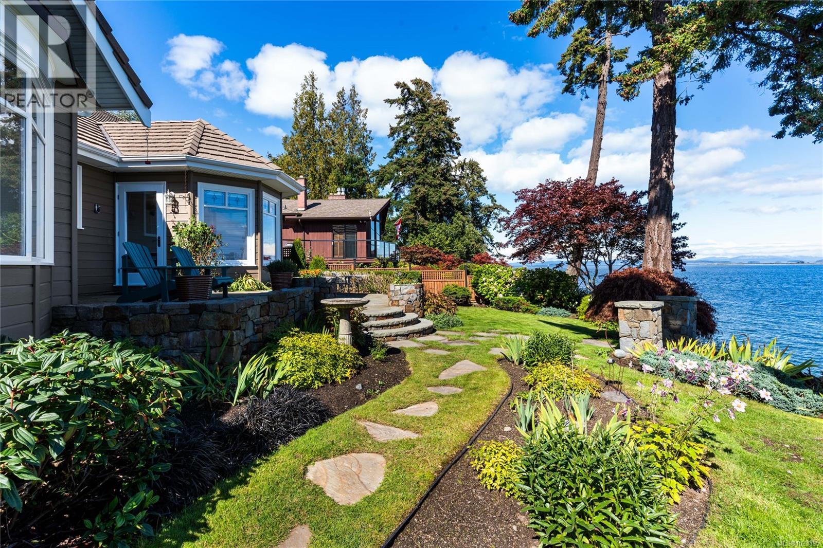  2555 Newman Road, Central Saanich