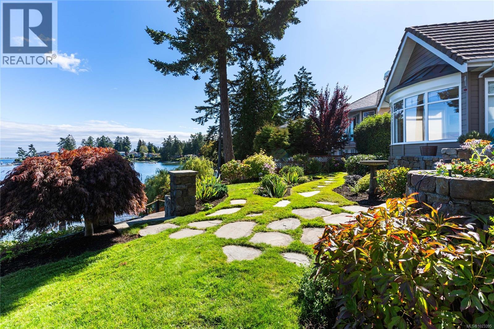  2555 Newman Road, Central Saanich