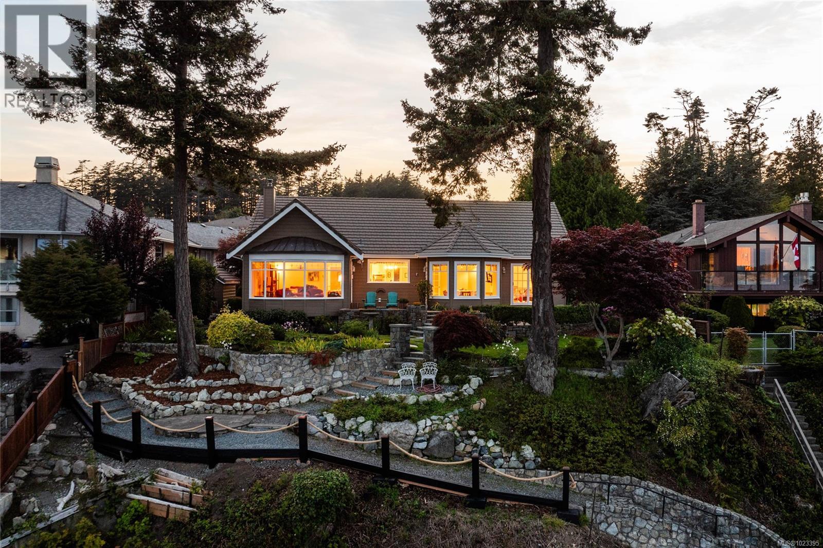  2555 Newman Road, Central Saanich