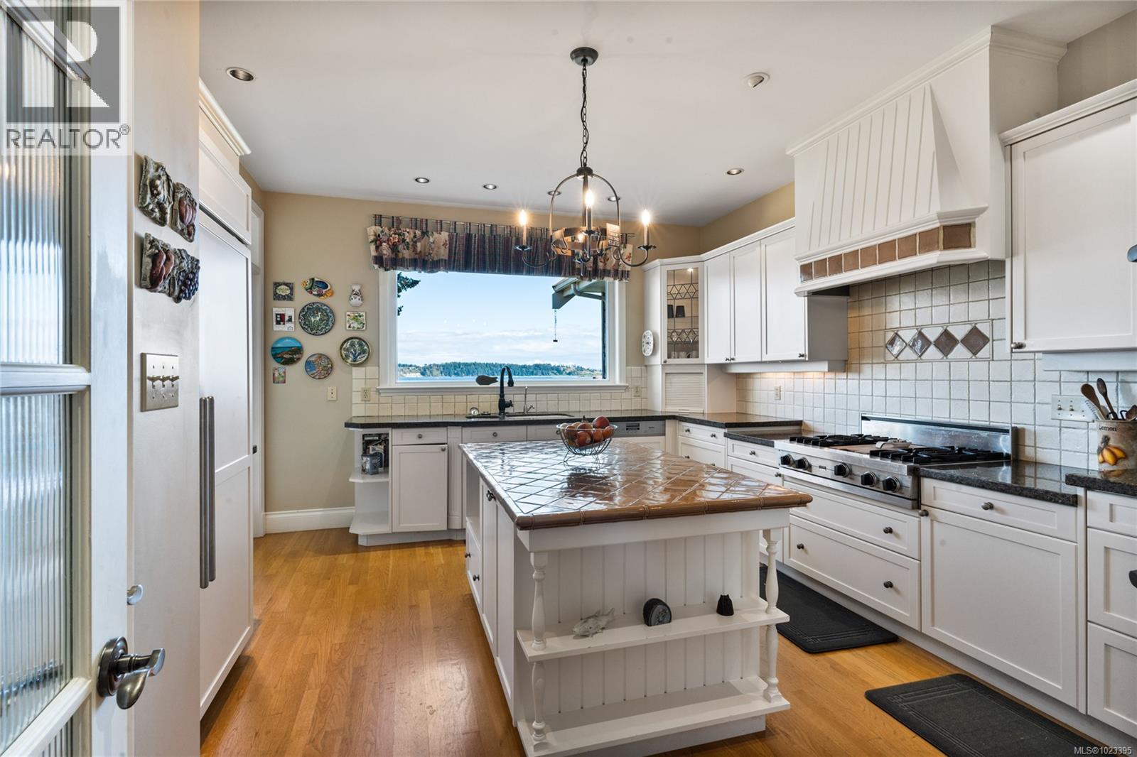  2555 Newman Road, Central Saanich