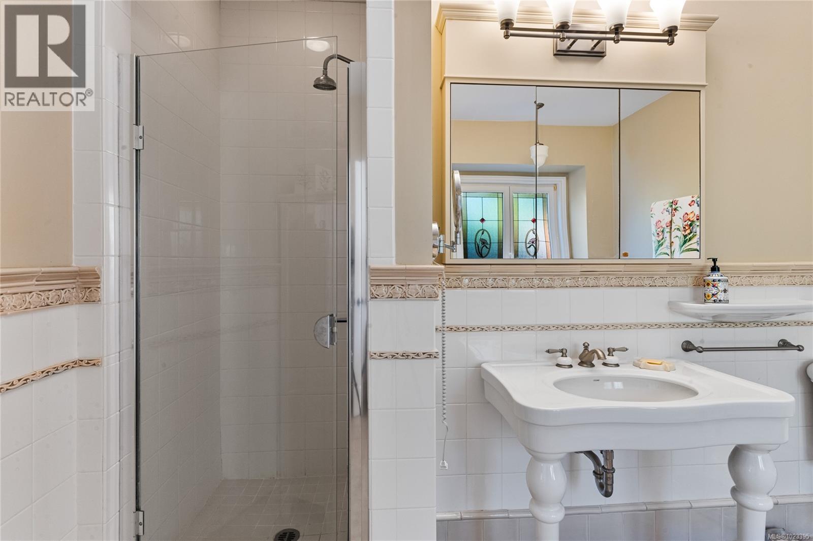  2555 Newman Road, Central Saanich