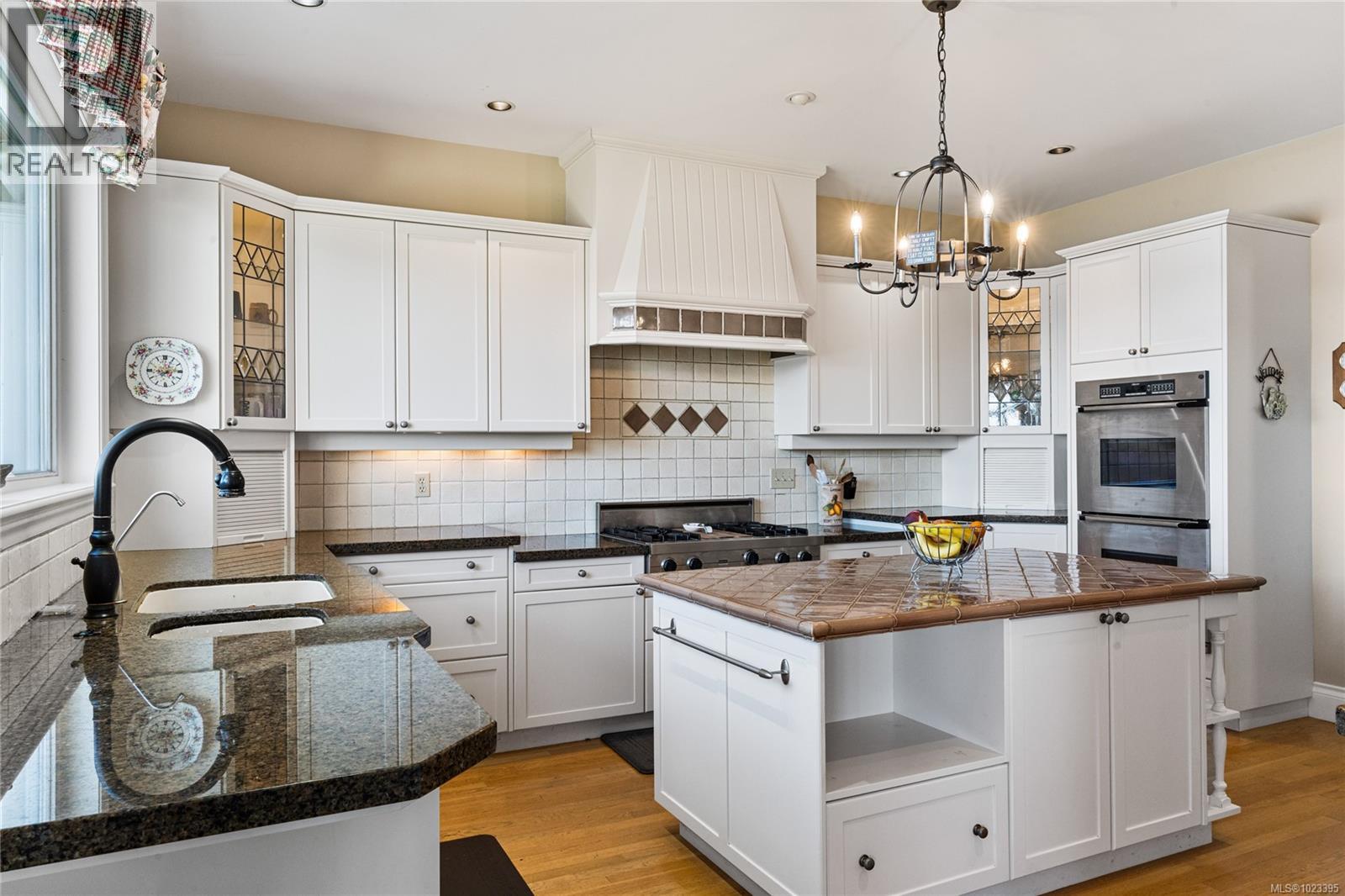  2555 Newman Road, Central Saanich