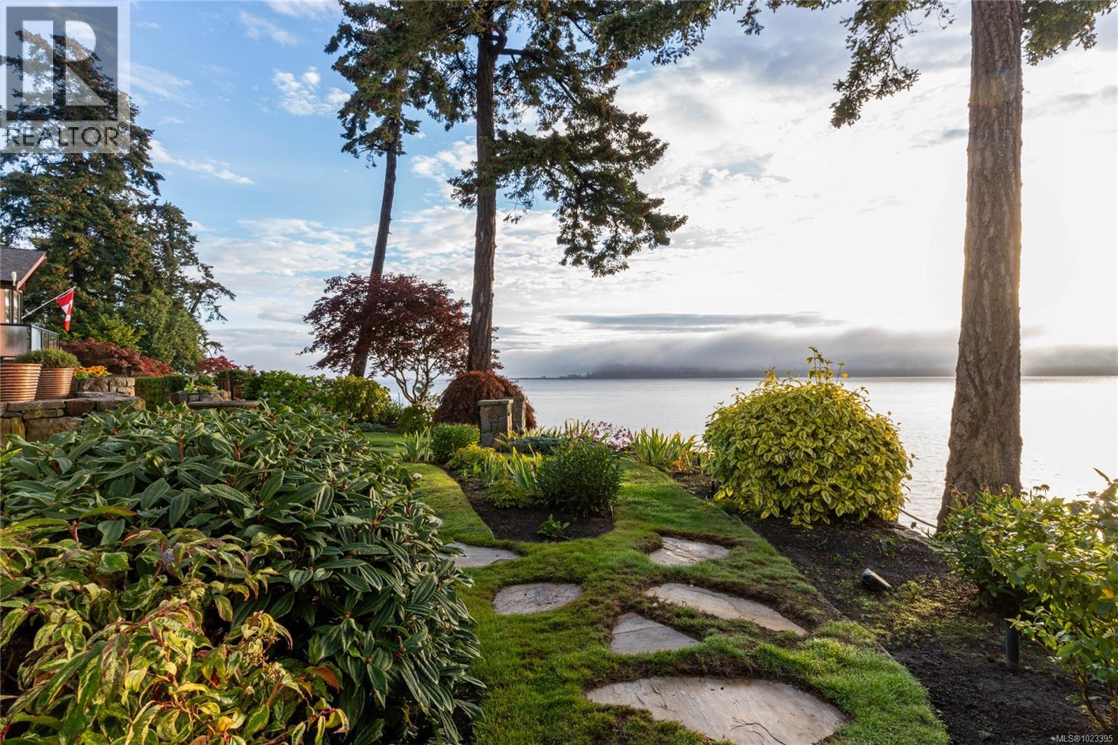  2555 Newman Road, Central Saanich