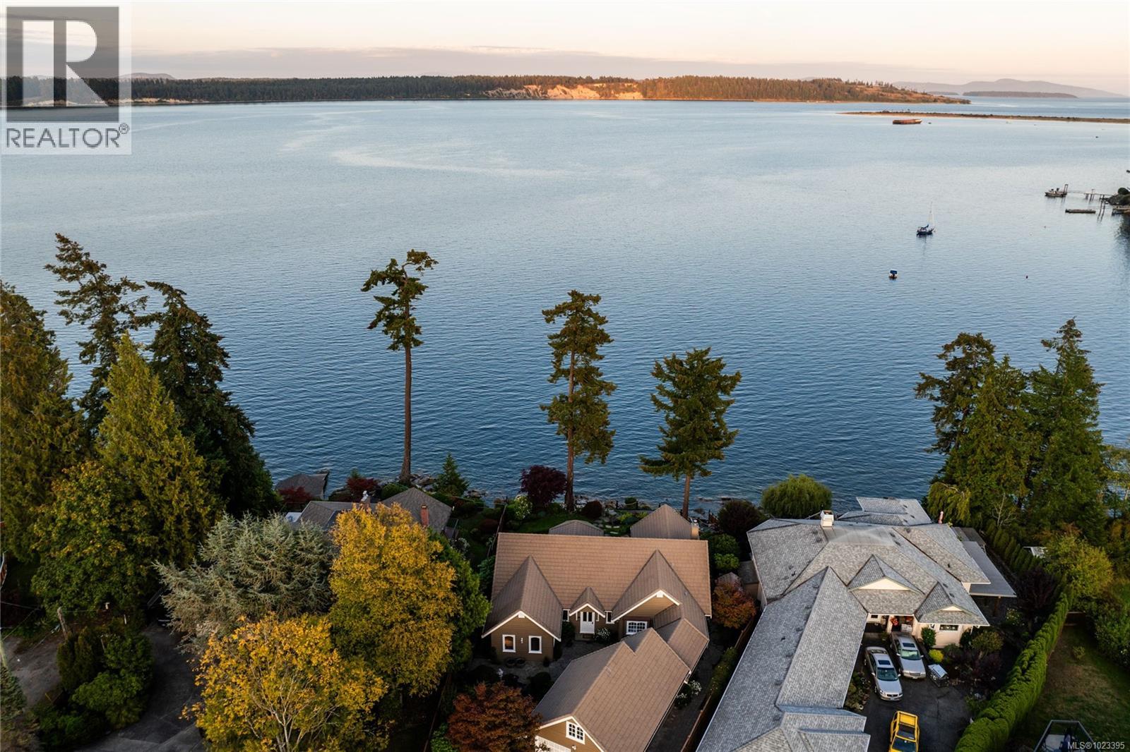  2555 Newman Road, Central Saanich