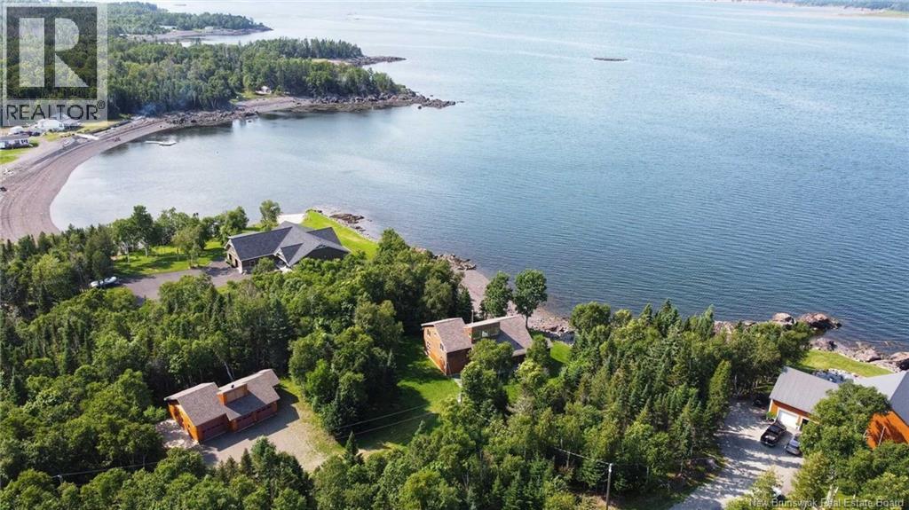 25 ISLAND VIEW - Image 11