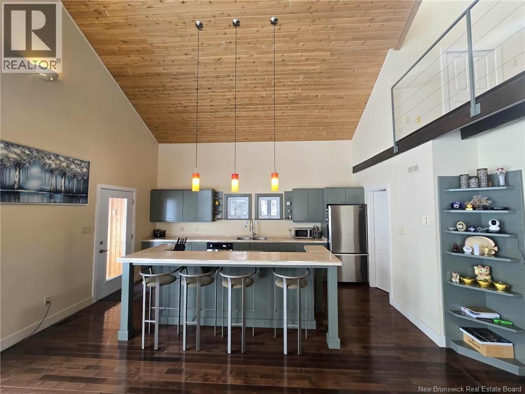 25 ISLAND VIEW - Image 22