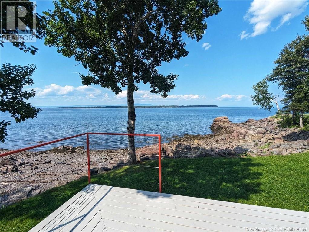 25 ISLAND VIEW - Image 10