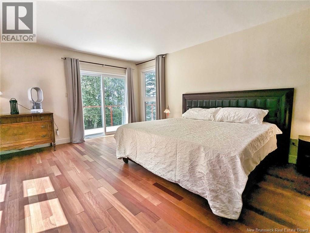 25 ISLAND VIEW - Image 44