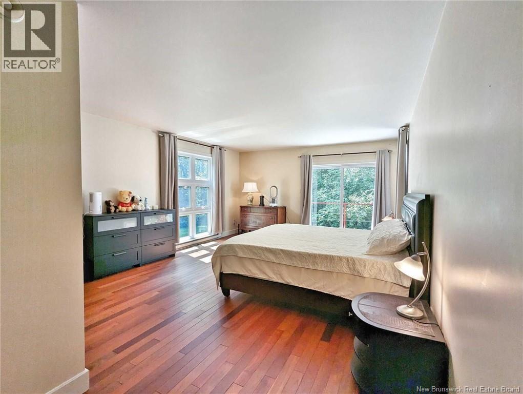 25 ISLAND VIEW - Image 43