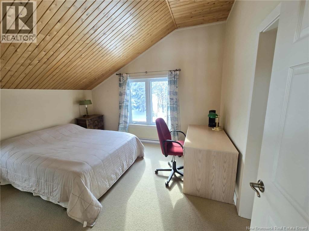 25 ISLAND VIEW - 40
