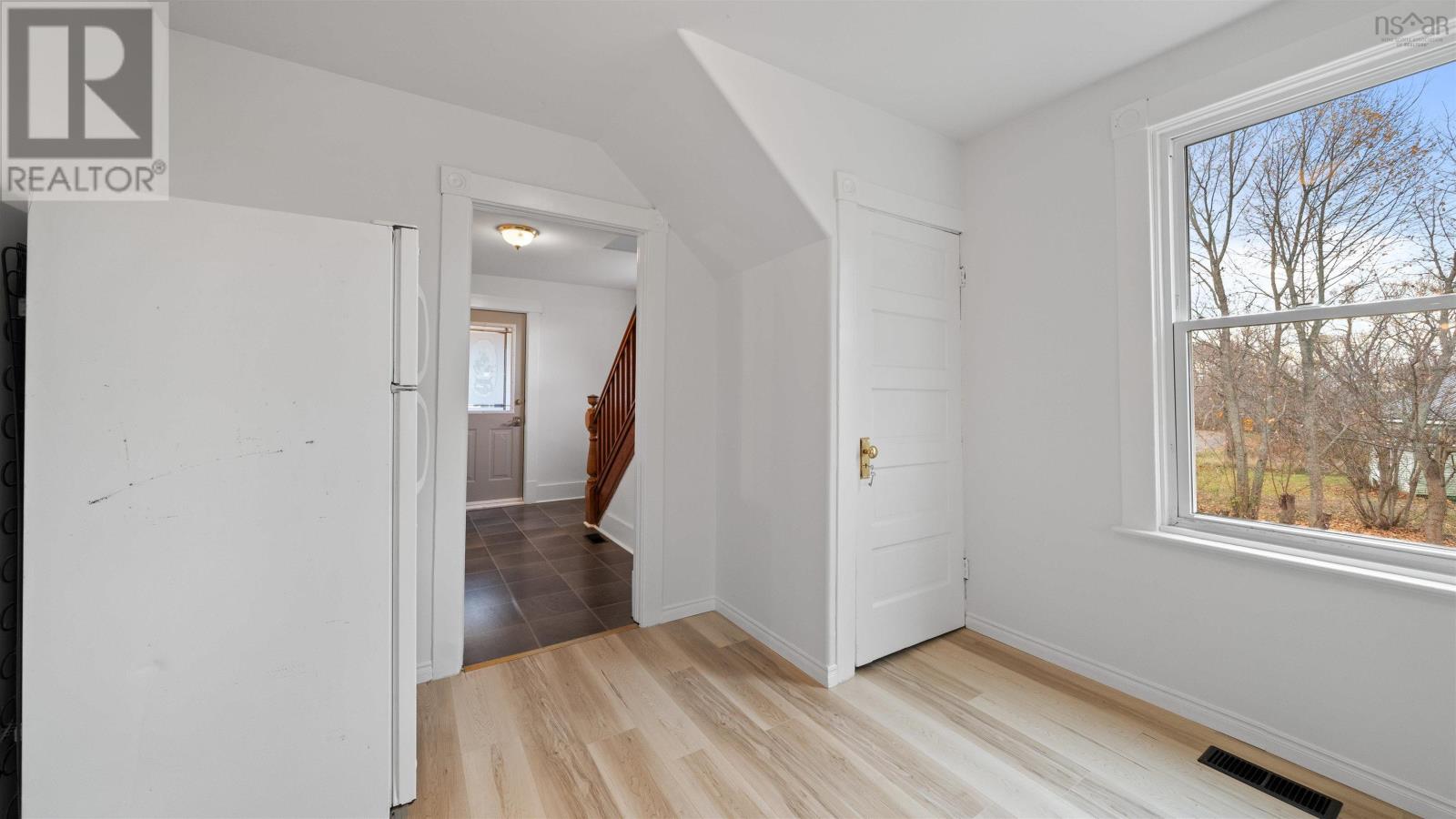 Property 17 of 37 of 515 Pleasant Street